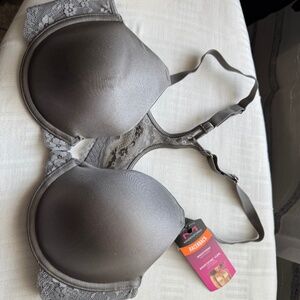 Maidenform, Size 38 B, New